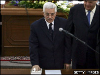 Mahmoud Abbas taking oath of office